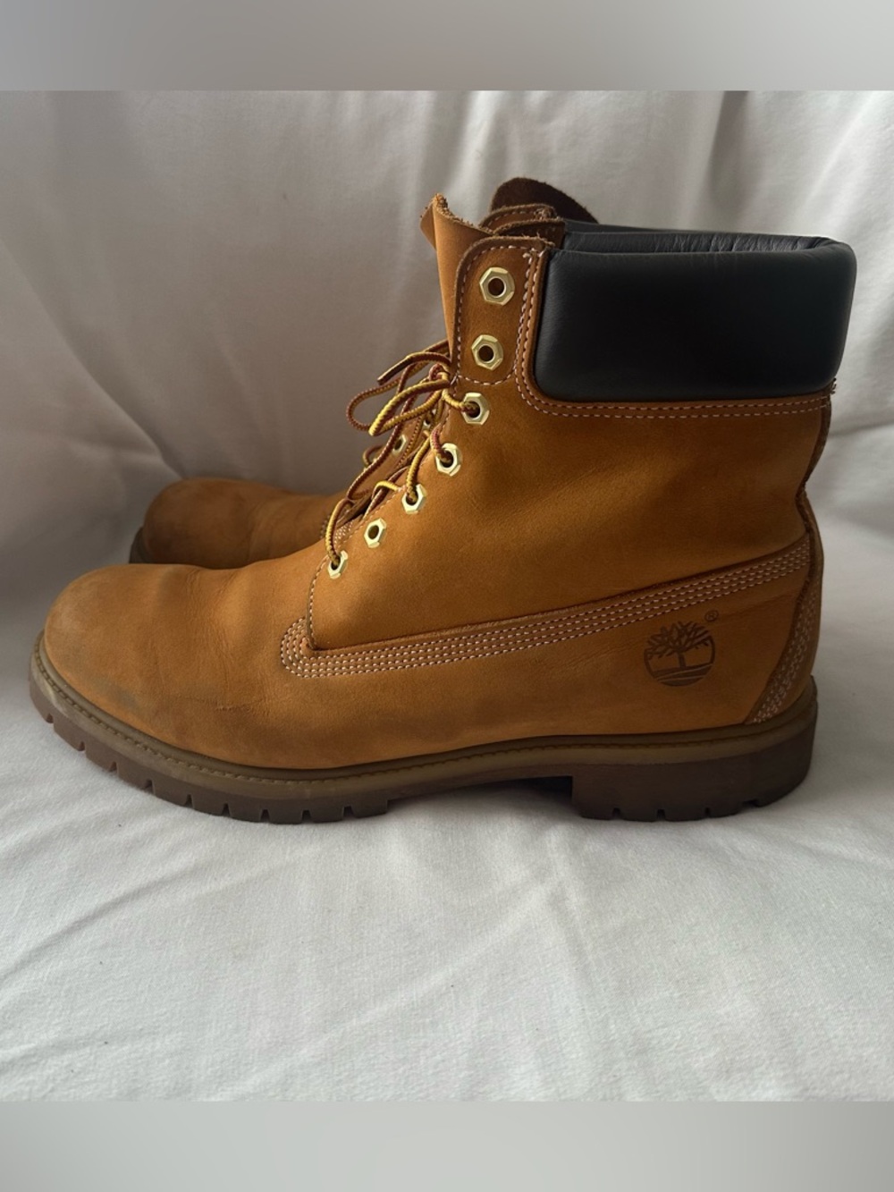 Men 12 Timberland Men's Wheat Premium 6-Inch Waterproof Work Boots gently used